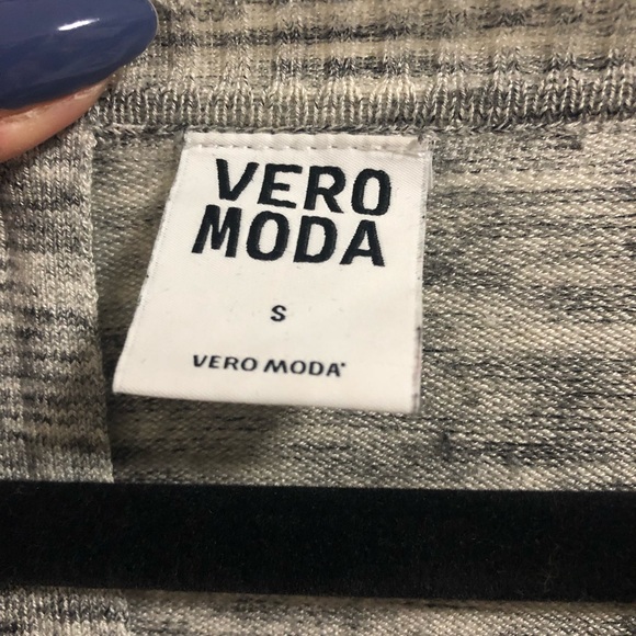 Long sleeve high-low Cami - Picture 2 of 2